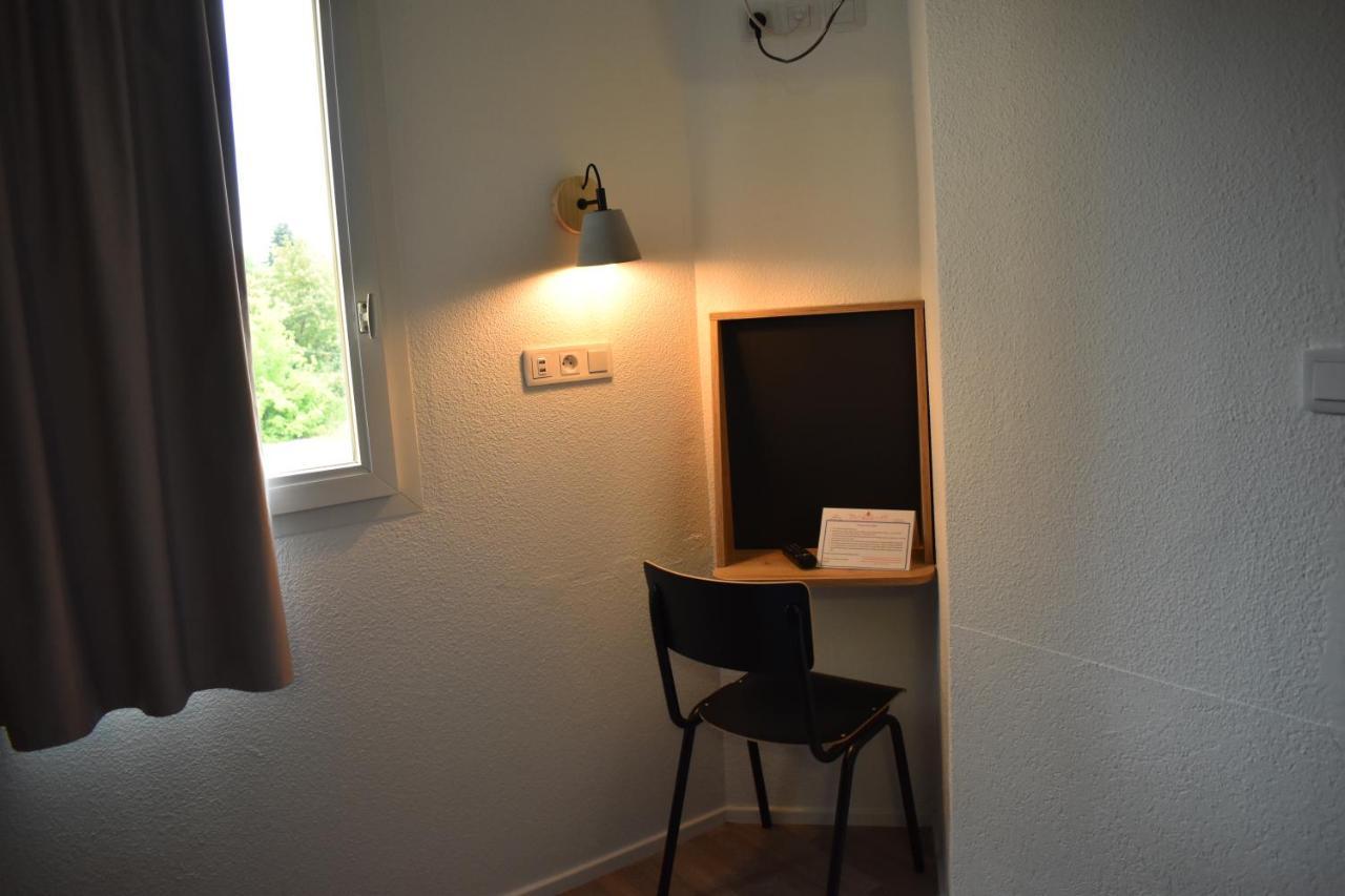 Cat'Hotel Bourg-de-Péage Esterno foto