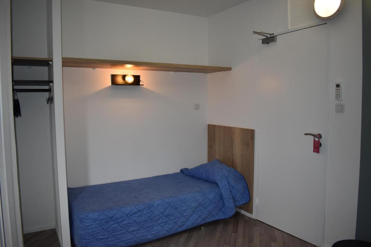 Cat'Hotel Bourg-de-Péage Esterno foto